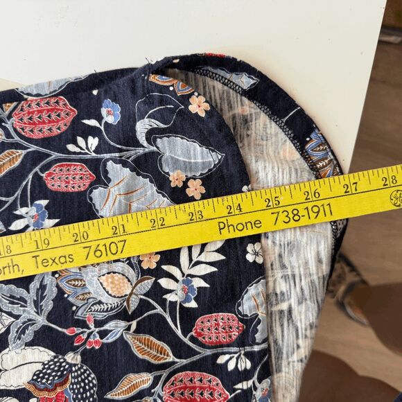 Chico's Navy Print Knit Top, Size Medium‎ - Picture 4 of 7